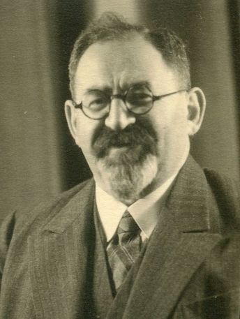 Rabbiner Dr. Julius Cohn, spätere 30er Jahren. Quelle: DZOK